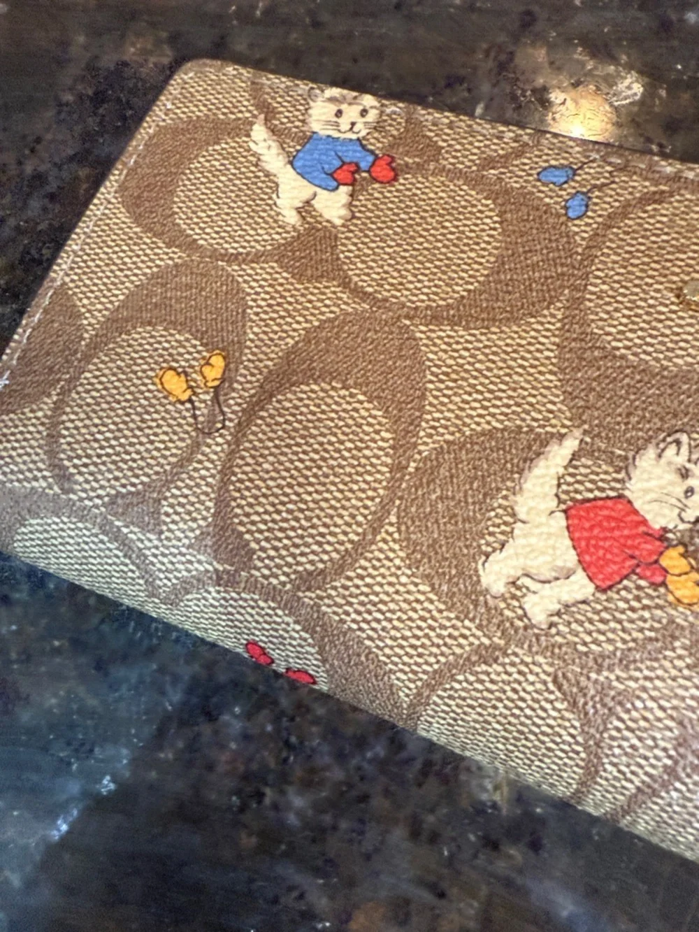 Coach Beige Signature Canvas Continental Wallet with Playful Cat Print - Picture 3 of 16